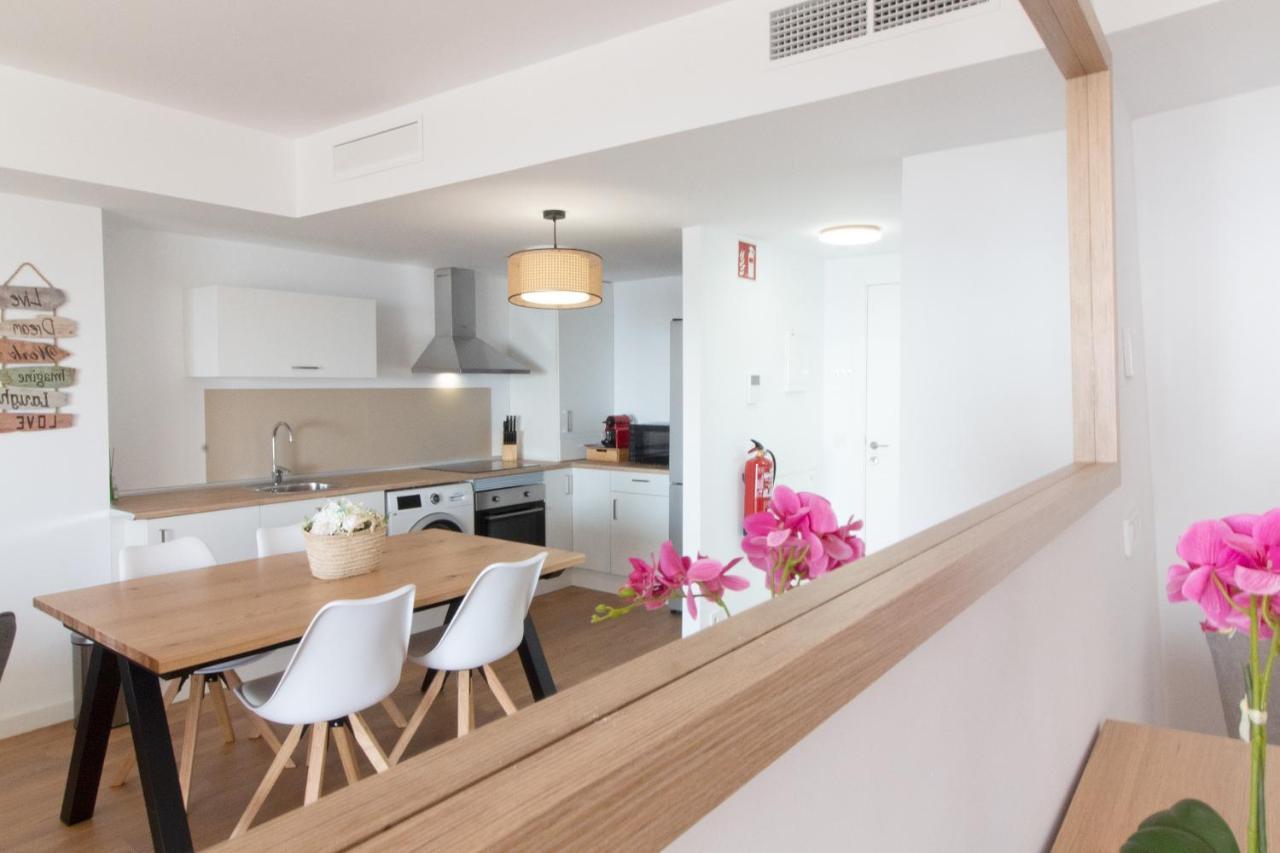 Global Properties, Apartamento De 2 Habitaciones Con Terraza Y Vistas Al Mar 카넷드버렝구어 외부 사진