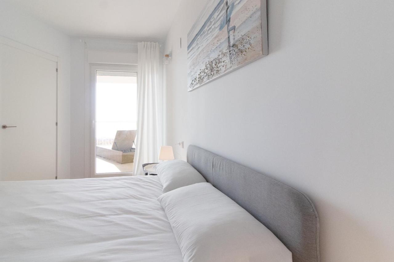Global Properties, Apartamento De 2 Habitaciones Con Terraza Y Vistas Al Mar 카넷드버렝구어 외부 사진