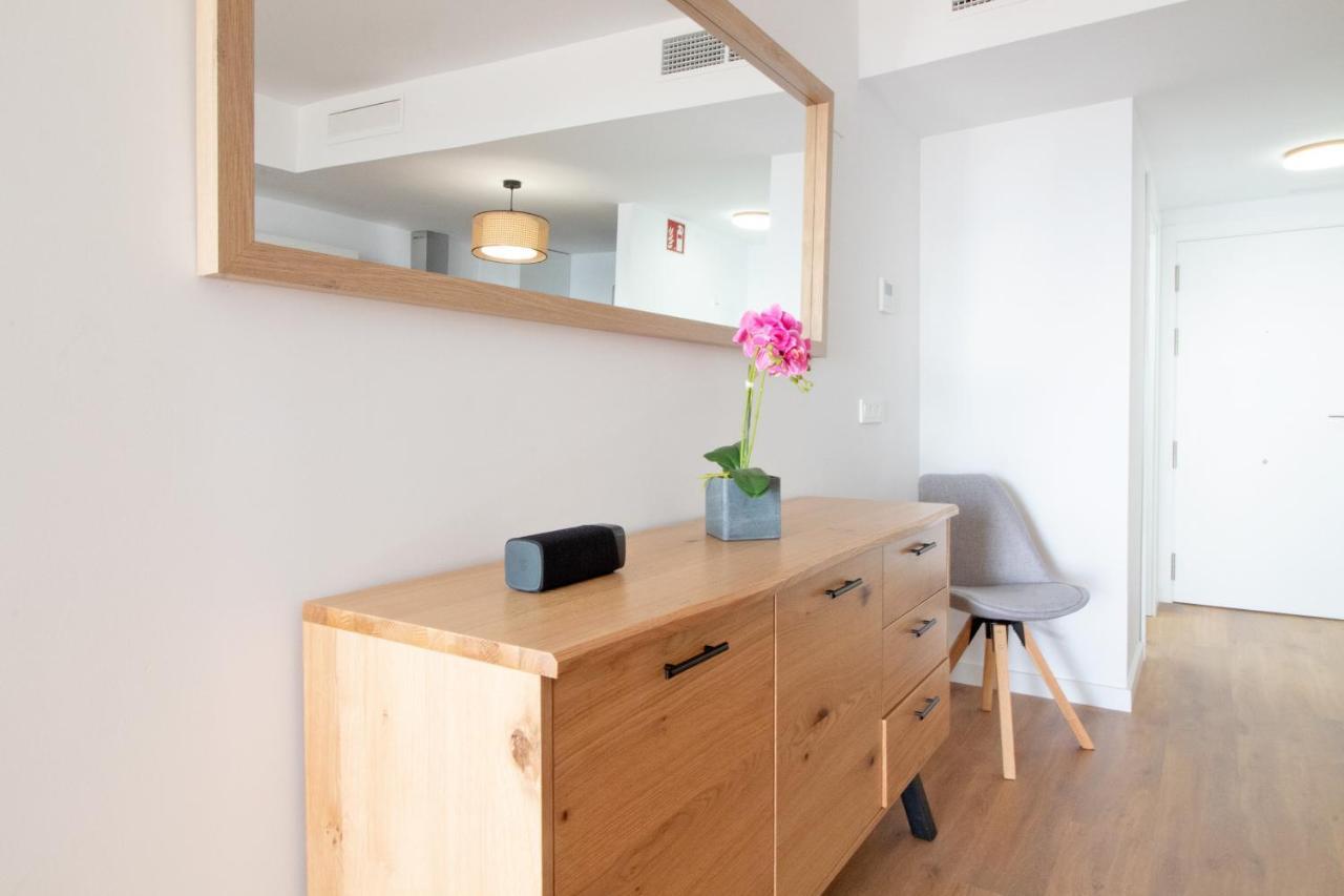 Global Properties, Apartamento De 2 Habitaciones Con Terraza Y Vistas Al Mar 카넷드버렝구어 외부 사진