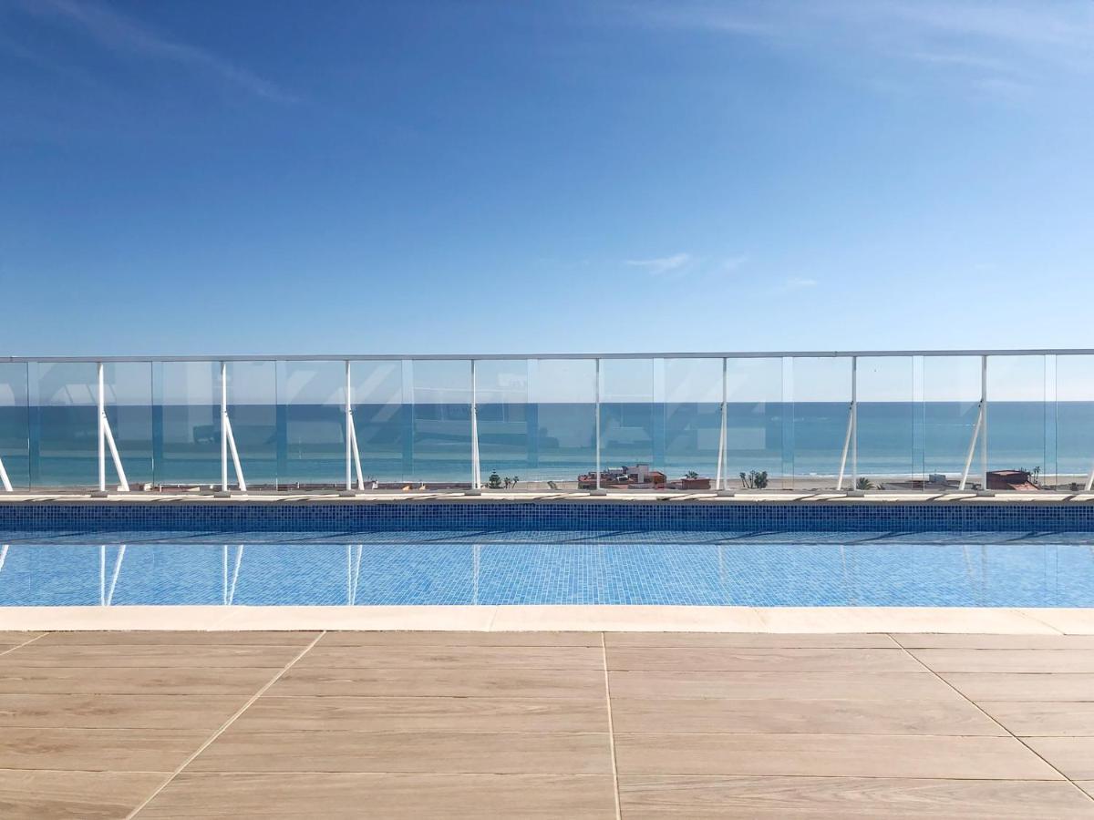 Global Properties, Apartamento De 2 Habitaciones Con Terraza Y Vistas Al Mar 카넷드버렝구어 외부 사진