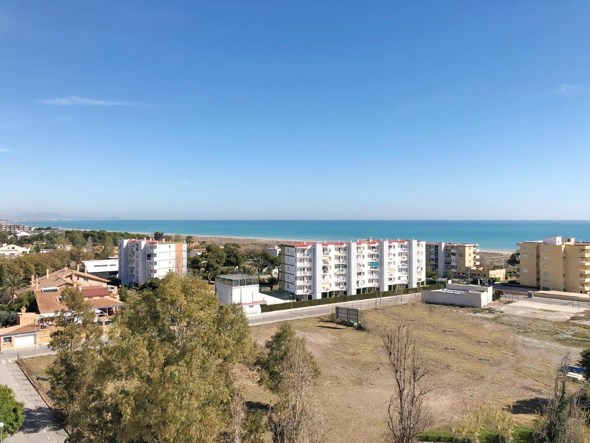 Global Properties, Apartamento De 2 Habitaciones Con Terraza Y Vistas Al Mar 카넷드버렝구어 외부 사진